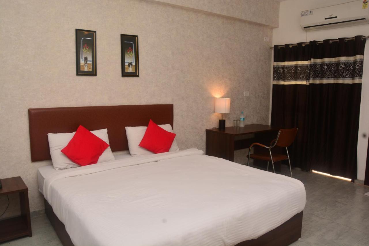 Sai Sharnam Serviced Apartments Shirdi Exterior photo