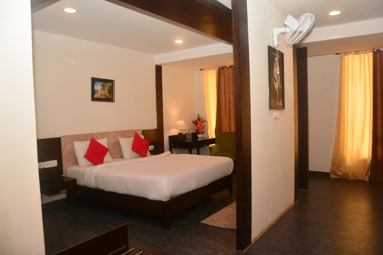 Sai Sharnam Serviced Apartments Shirdi Exterior photo